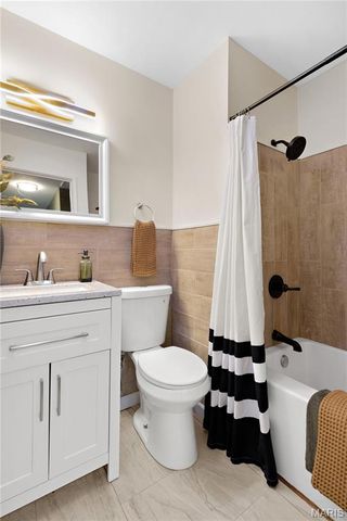 2175 Somerset Drive, Florissant, MO 63033