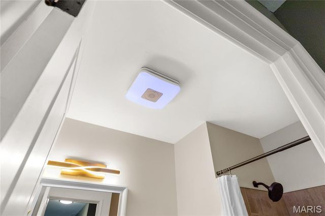 2175 Somerset Drive, Florissant, MO 63033