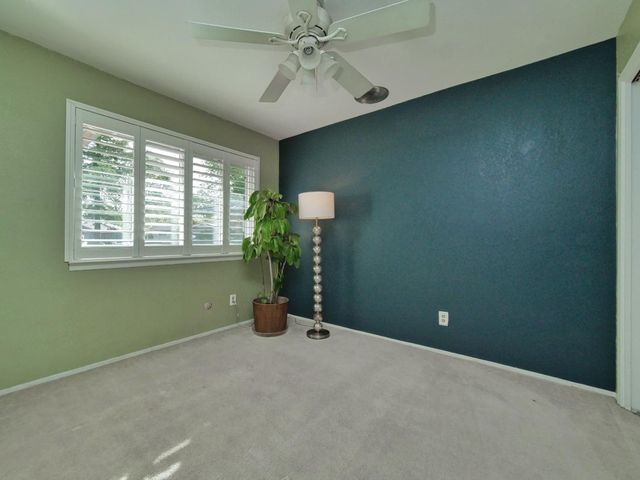 7011 Shoreham, Stockton, CA 95207