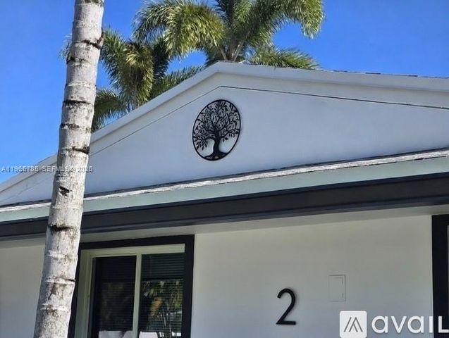 2308 NW 3rd Ave 3, Wilton Manors, FL 33311