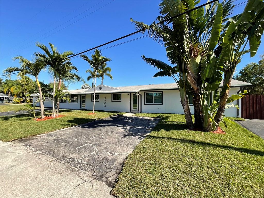 2308 NW 3rd Ave 3, Wilton Manors, FL 33311