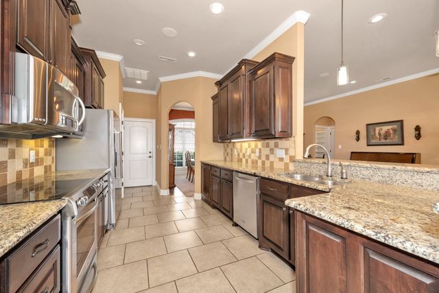 22104 Kennemer Ln, Athens, AL 35613