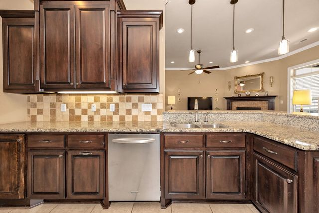 22104 Kennemer Ln, Athens, AL 35613