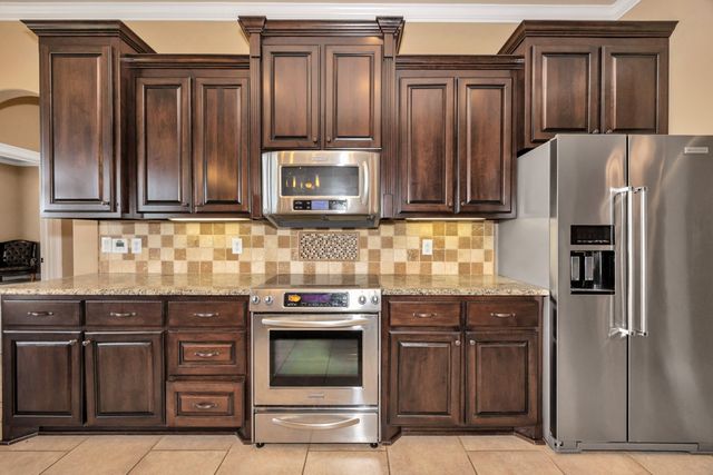 22104 Kennemer Ln, Athens, AL 35613