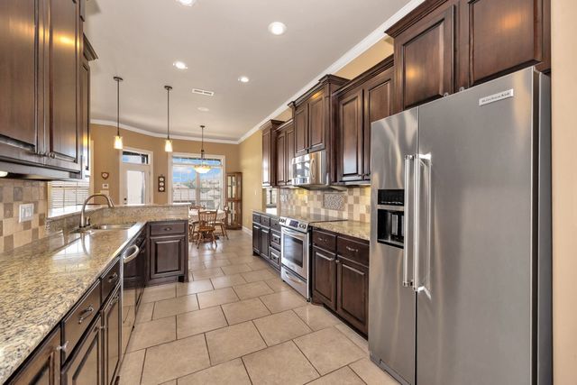 22104 Kennemer Ln, Athens, AL 35613