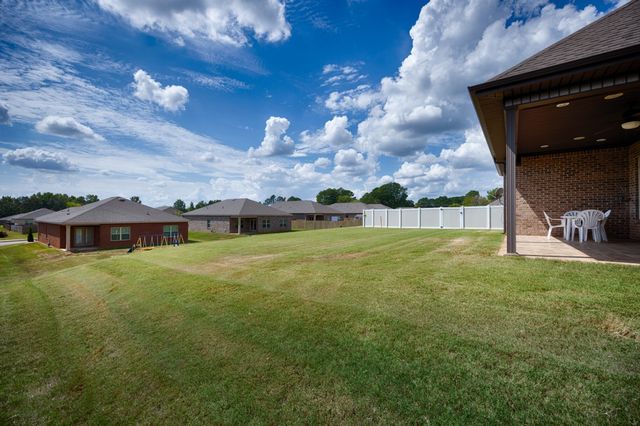 22104 Kennemer Ln, Athens, AL 35613