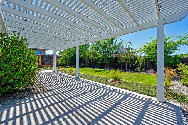 3700 Giggs Way, Roseville, CA 95661