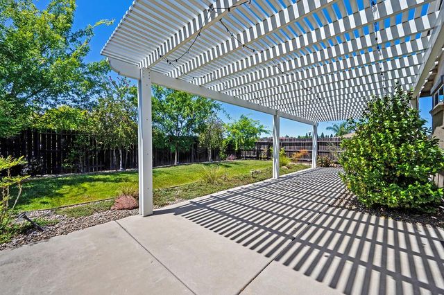 3700 Giggs Way, Roseville, CA 95661