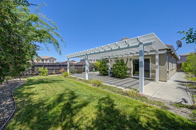 3700 Giggs Way, Roseville, CA 95661