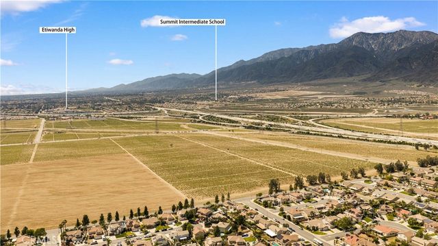 6766 Royal Crest Court, Fontana, CA 92336