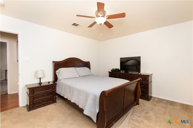 322 Fallen Leaf Lane, Temple, TX 76502