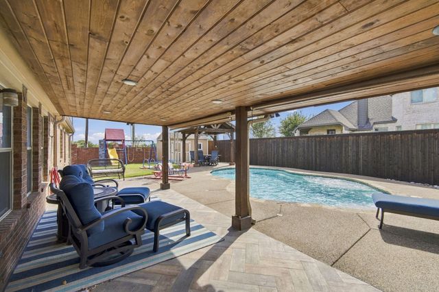 501 Branchwood Drive, Midlothian, TX 76065
