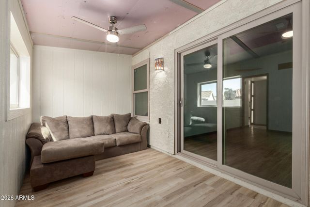 1384 N CARRIAGE Lane, Chandler, AZ 85224