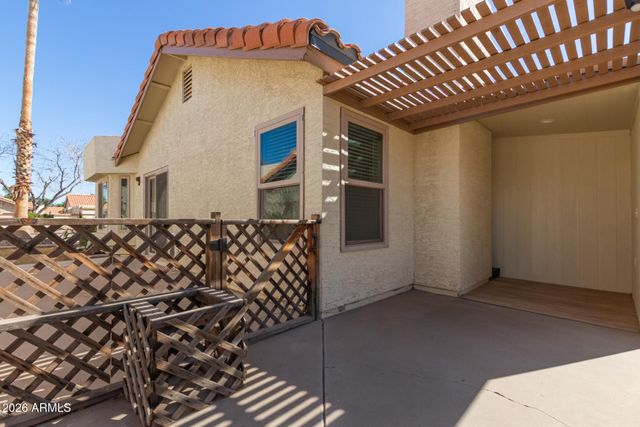 1384 N CARRIAGE Lane, Chandler, AZ 85224