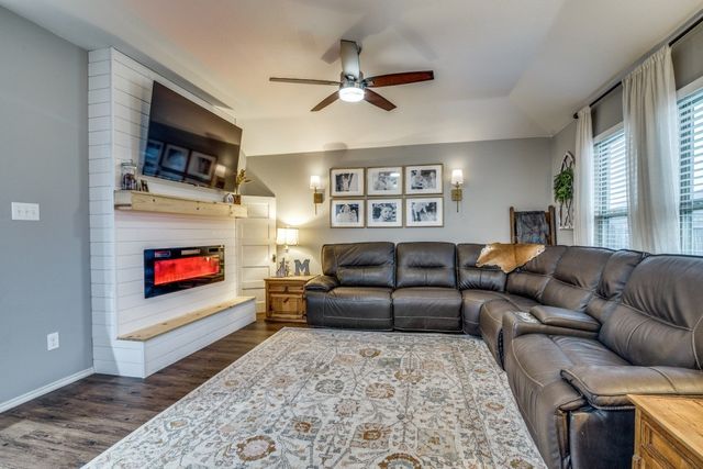 405 Hawthorn Drive, Josephine, TX 75173