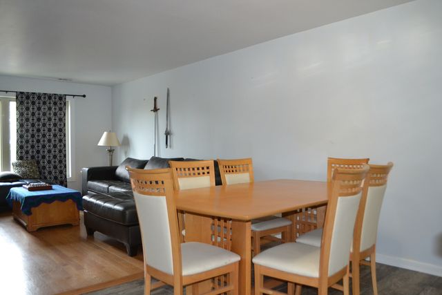 10048 S Pulaski Road 3E, Oak Lawn, IL 60453
