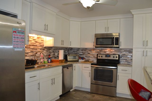 10048 S Pulaski Road 3E, Oak Lawn, IL 60453