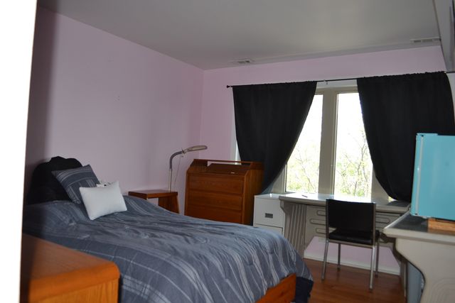 10048 S Pulaski Road 3E, Oak Lawn, IL 60453
