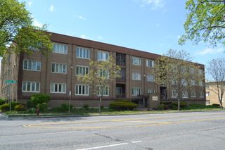 10048 S Pulaski Road 3E, Oak Lawn, IL 60453
