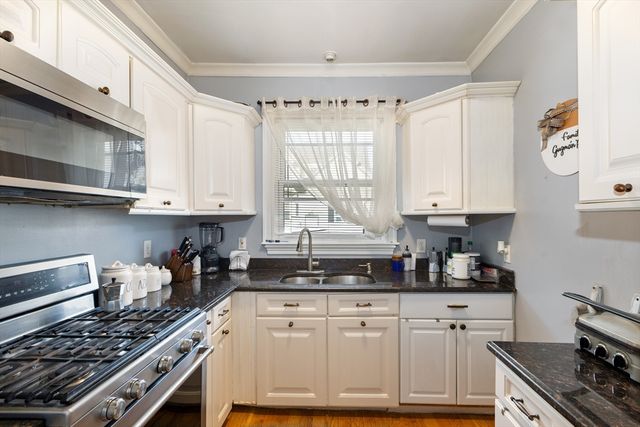 16 Logan St, Lawrence, MA 01841