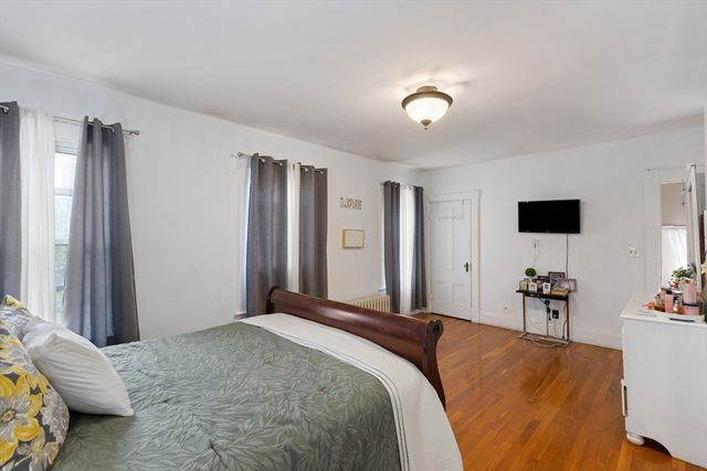 16 Logan St, Lawrence, MA 01841