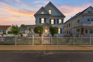 16 Logan St, Lawrence, MA 01841