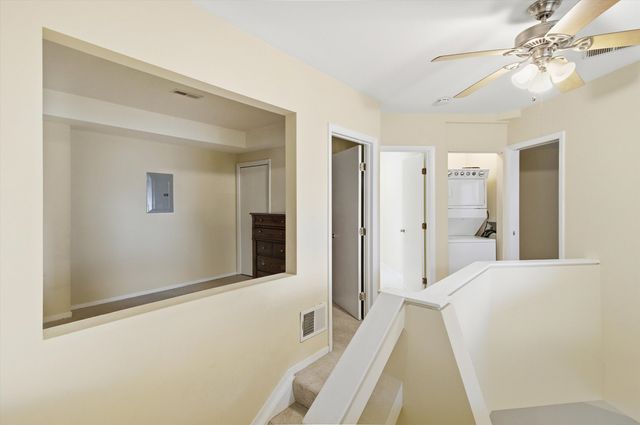 6337 Roosevelt Road 114, Berwyn, IL 60402