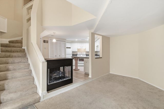 6337 Roosevelt Road 114, Berwyn, IL 60402