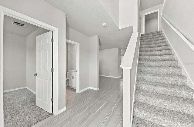 5291 MEREDREW LANE, St Cloud, FL 34771