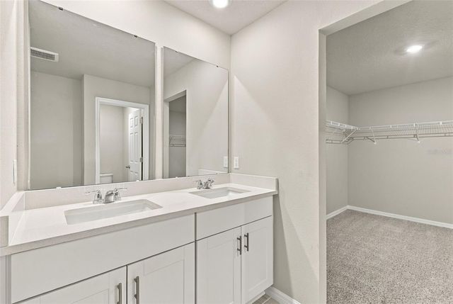 5291 MEREDREW LANE, St Cloud, FL 34771