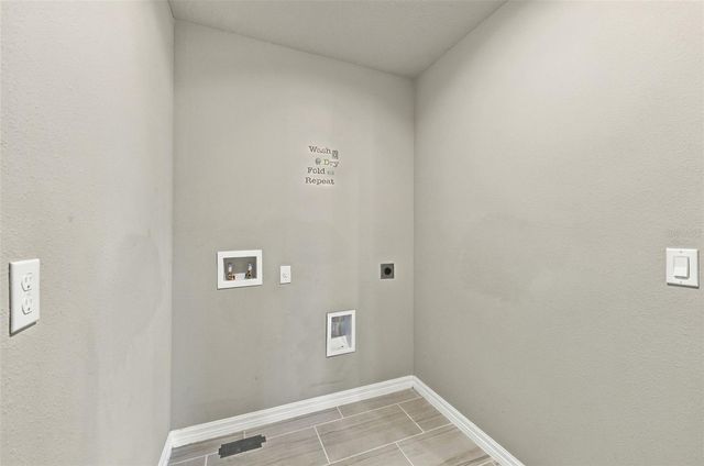 5291 MEREDREW LANE, St Cloud, FL 34771