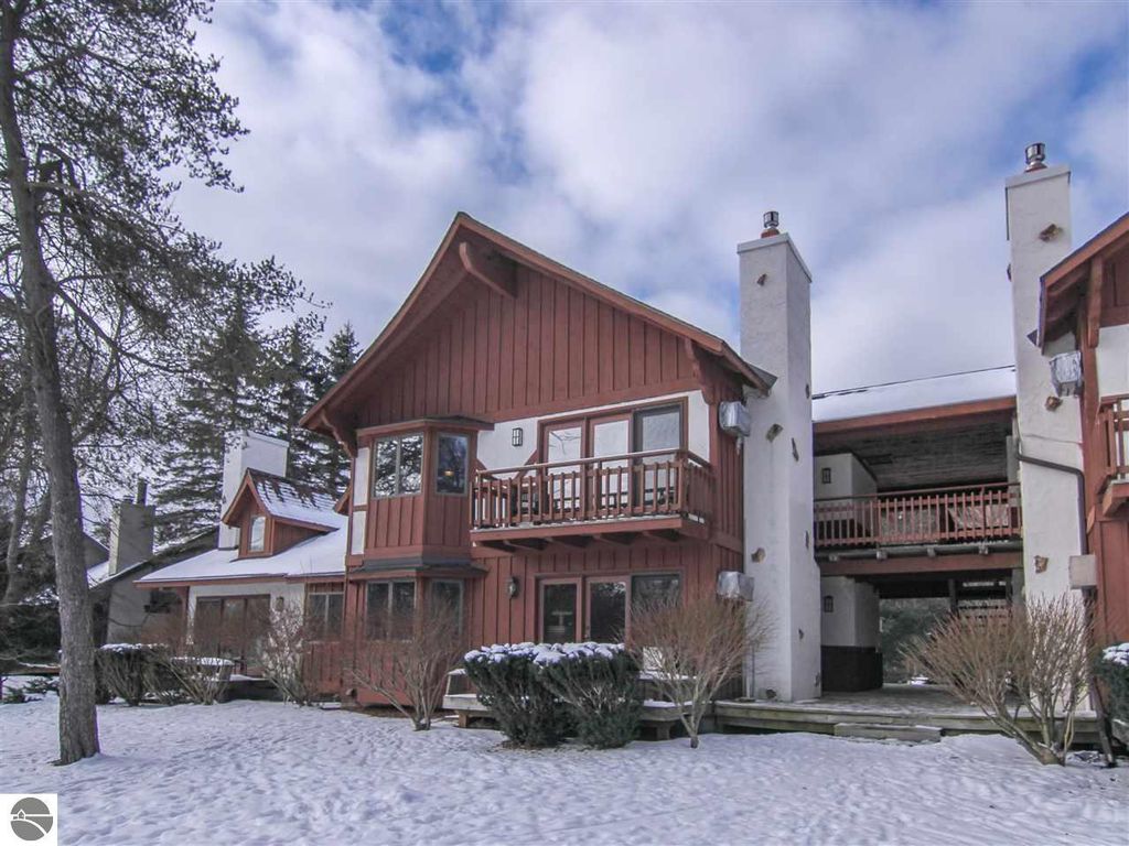 Image 2 of property listing at 7825 Washtenaw Dr # 446-447, Thompsonville, MI 49683