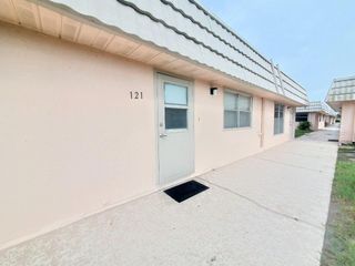 201 BEDFORD TRAIL 121, Sun City Center, FL 33573