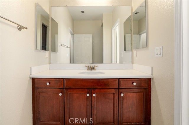 630 W 1st Street, Claremont, CA 91711