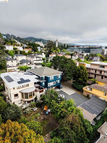 1734 Spruce St, Berkeley, CA 94709