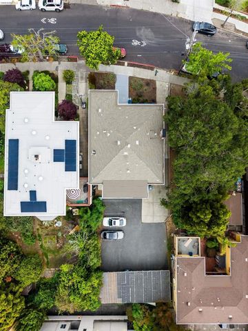 1734 Spruce St, Berkeley, CA 94709