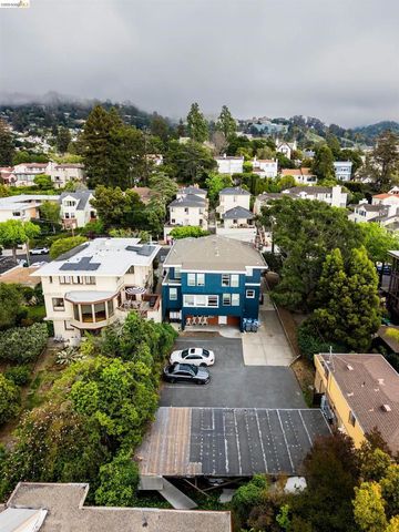 1734 Spruce St, Berkeley, CA 94709