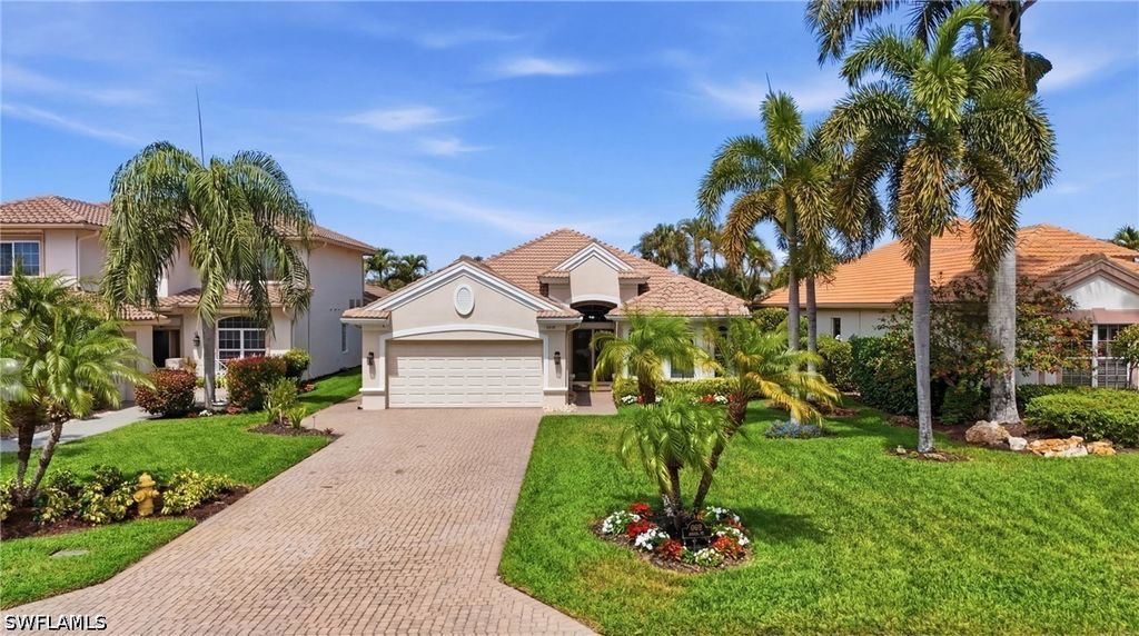 6039 Fairway CT, Naples, FL 34110
