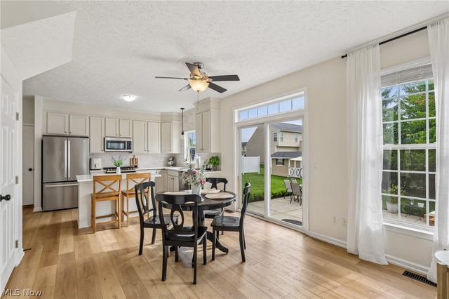 3821 Woodglen Avenue, Norton, OH 44203