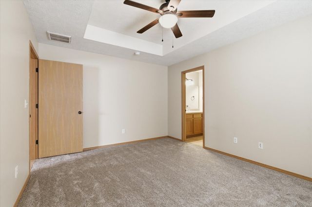 3215 W Bergman Street, Springfield, MO 65803