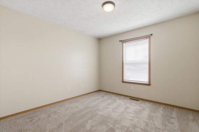 3215 W Bergman Street, Springfield, MO 65803