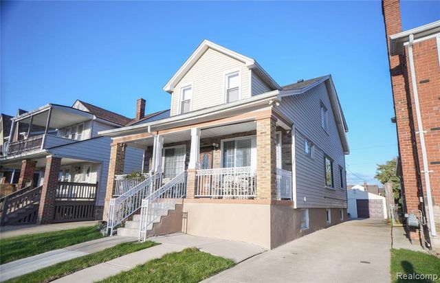 7724 Maple Street, Dearborn, MI 48126