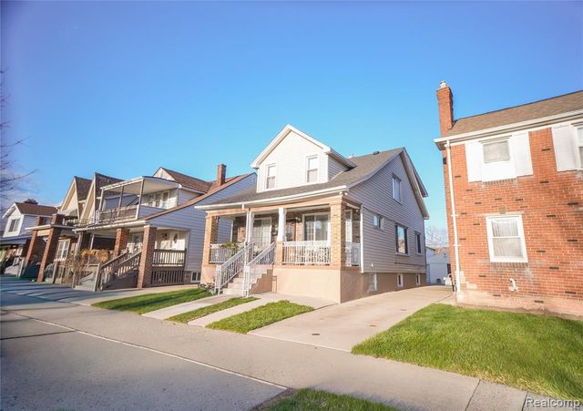 7724 Maple Street, Dearborn, MI 48126