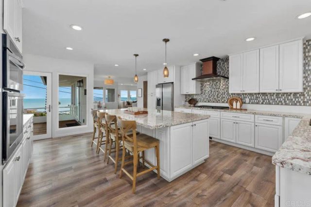 1010 La Jolla Rancho Rd, La Jolla, CA 92037