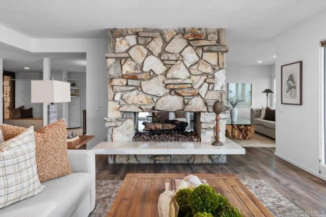 1010 La Jolla Rancho Rd, La Jolla, CA 92037
