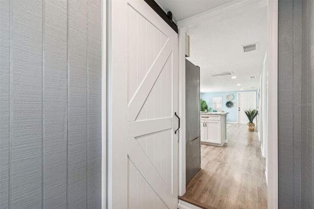 14232 17TH STREET, Dade City, FL 33523