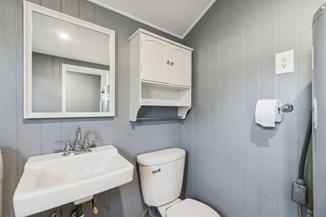 14232 17TH STREET, Dade City, FL 33523