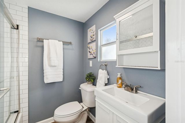 14232 17TH STREET, Dade City, FL 33523