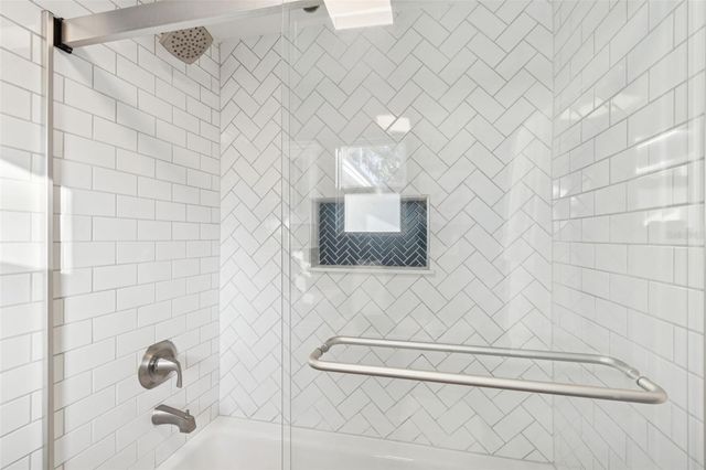 14232 17TH STREET, Dade City, FL 33523