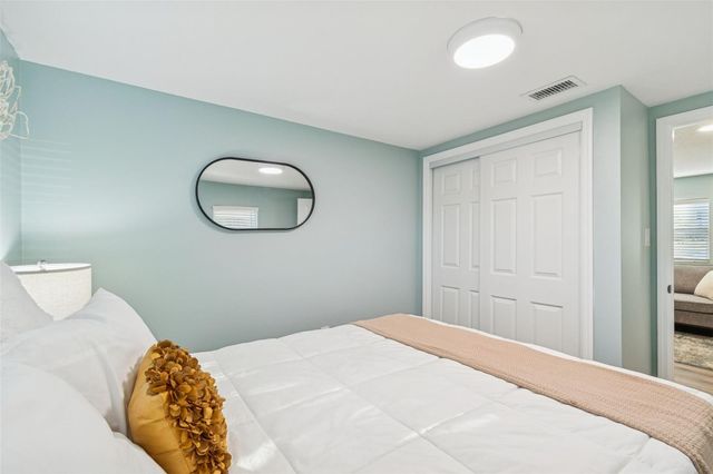 14232 17TH STREET, Dade City, FL 33523